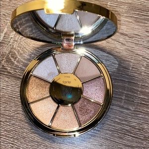 Taste Eyeshadow Palette